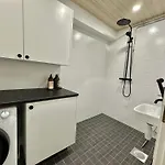 Aurora View شقة